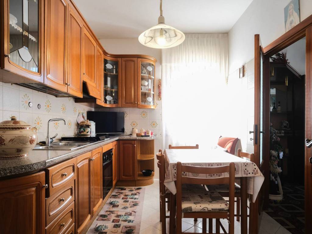 Appartamento a Riccione in Viale Cosenza, 3 - Foto 5