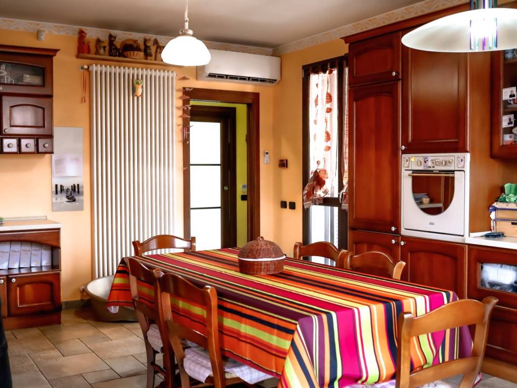 Villa a Bernezzo in Via Alpi, 38 - Foto 3