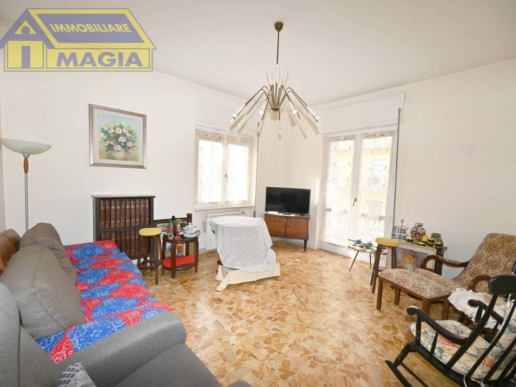 Appartamento a Ascoli piceno in Piazza immacolata - Foto 2