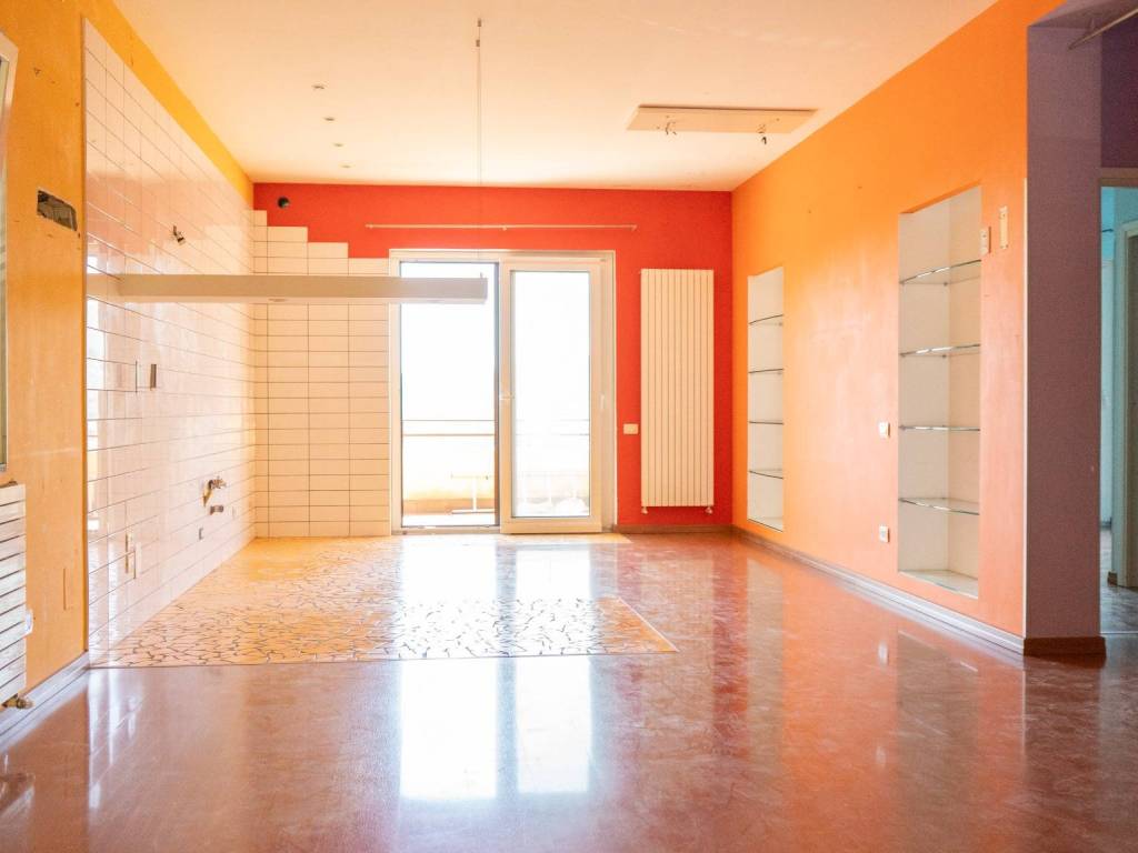 Appartamento a Salerno in Via Partecipazione, 1 - Foto 3