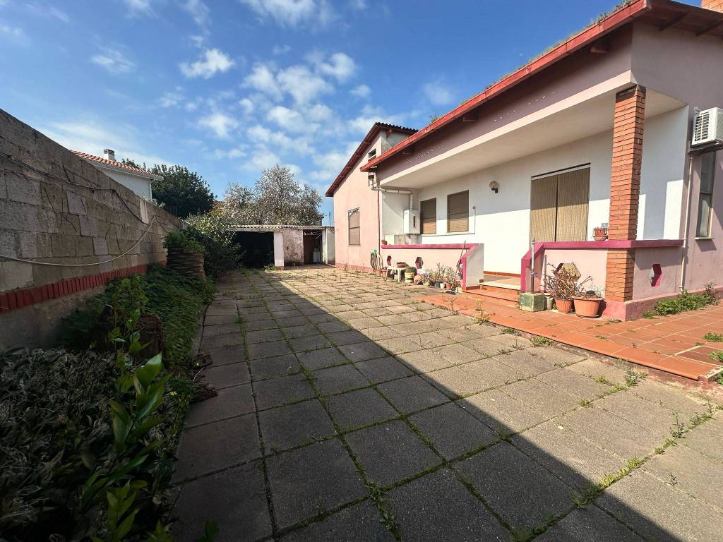 Villa a Decimoputzu in Via Aldo Moro - Foto 4