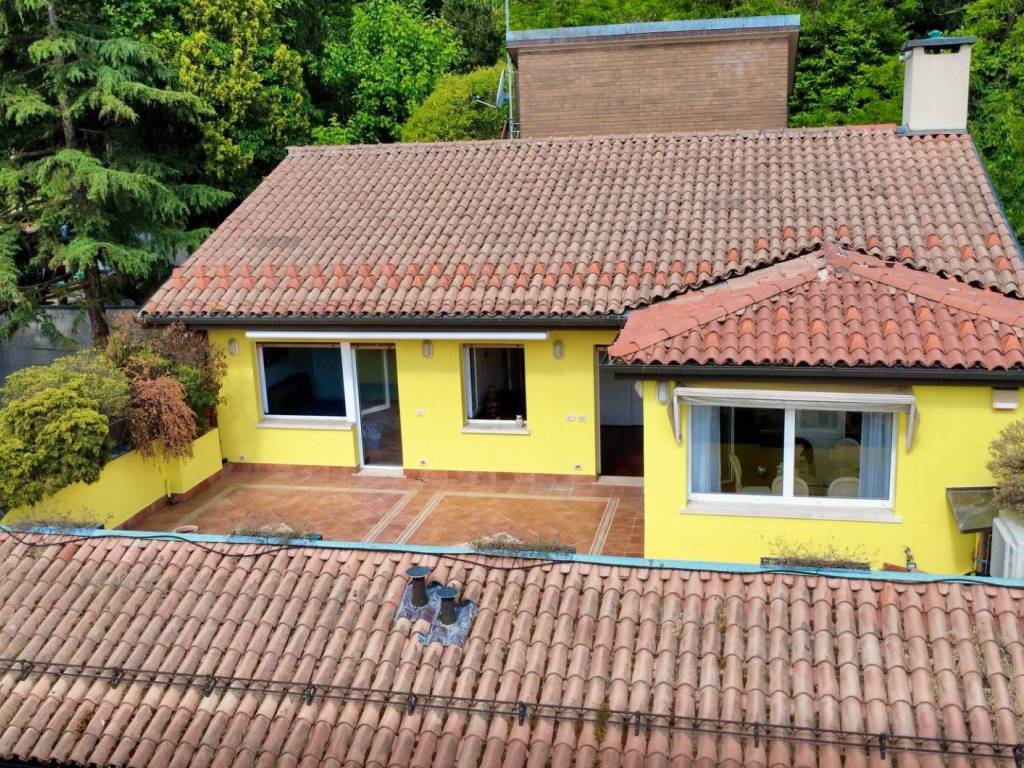 Attico / mansarda a Bologna in Via Fonti di Casaglia, 15 - Foto 4