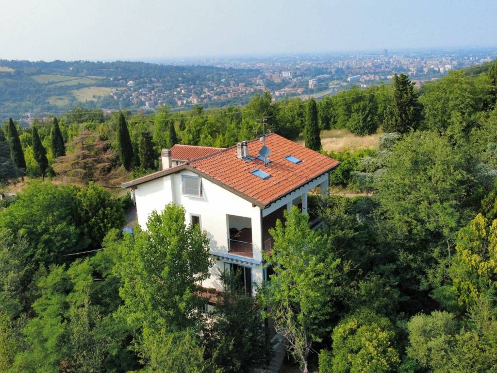 Villa a Pianoro in Via Bruno Buozzi - Foto 2