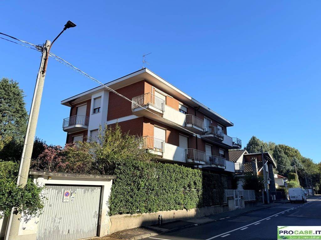 Appartamento a Saronno in Via Montello, 7 - Foto 5