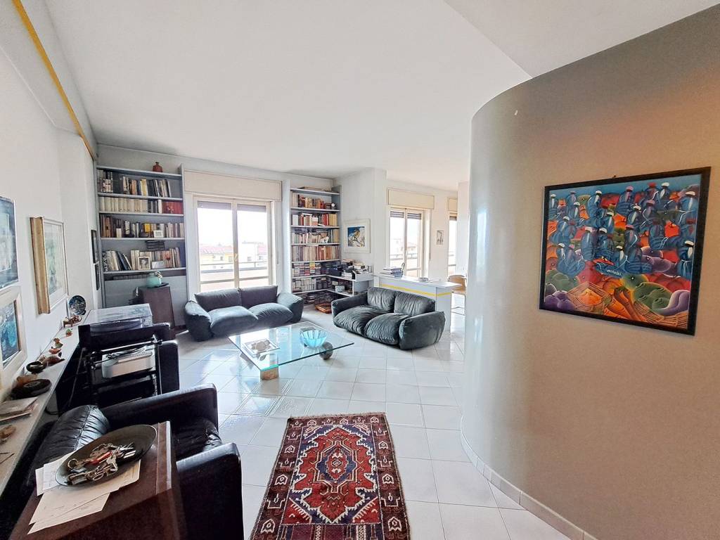 Appartamento a Salerno in Via Gennaro Buongiorno, 3 - Foto 3