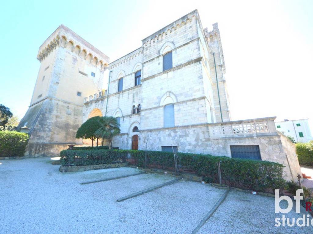 Appartamento a Rosignano marittimo in Piazza della Torre - Foto 4