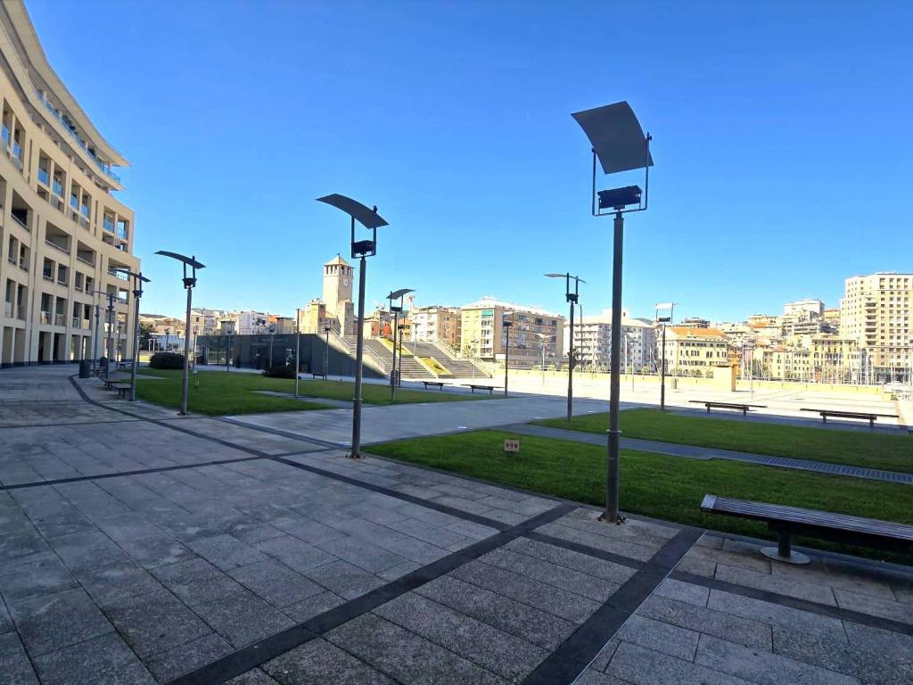 Appartamento a Savona in Piazza Guido Rossa - Foto 2