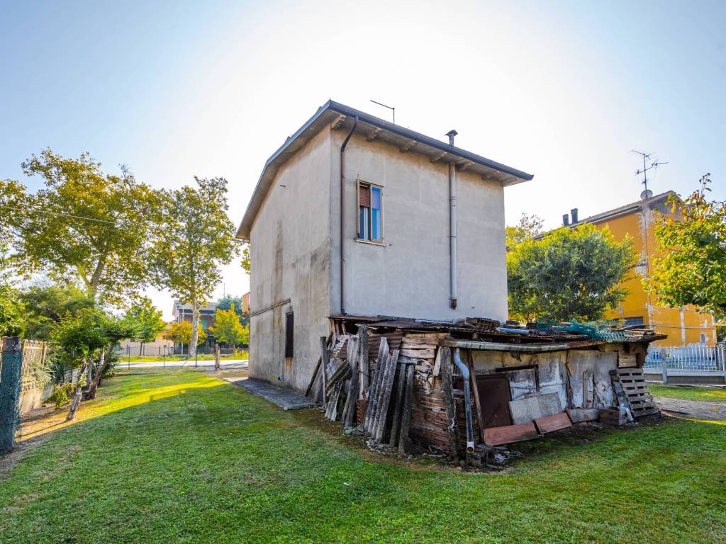 Casa indipendente a San giovanni in persiceto in Via Cento - Foto 3