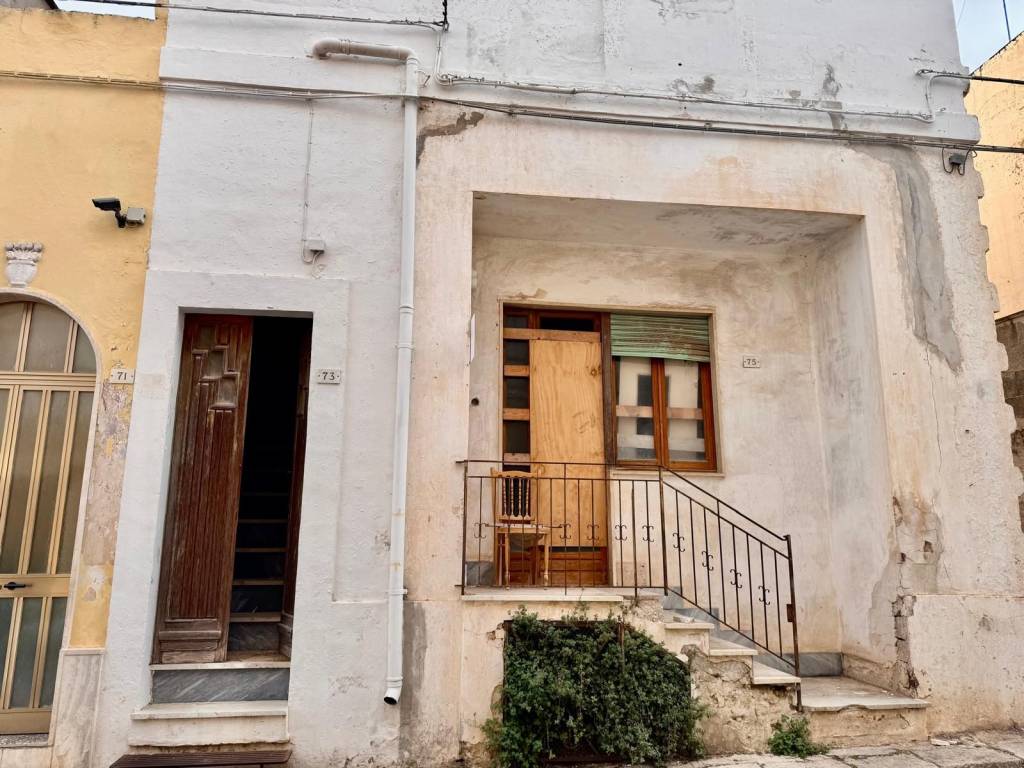 Casa indipendente a Parabita in Via dei Mille - Foto 2
