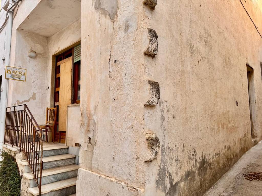 Casa indipendente a Parabita in Via dei Mille - Foto 3