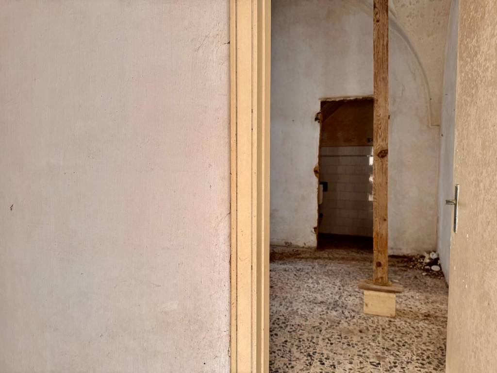 Casa indipendente a Parabita in Via dei Mille - Foto 4