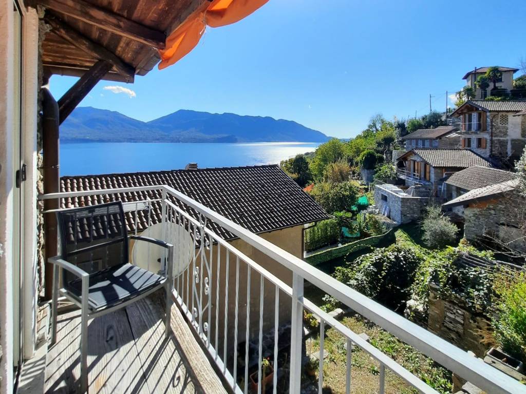 Appartamento a Oggebbio in Via Barbè, 9 - Foto 2
