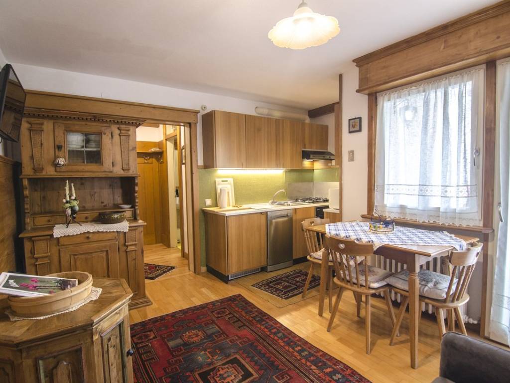 Appartamento a Cortina d'ampezzo in Località Cianderies, 25 - Foto 2