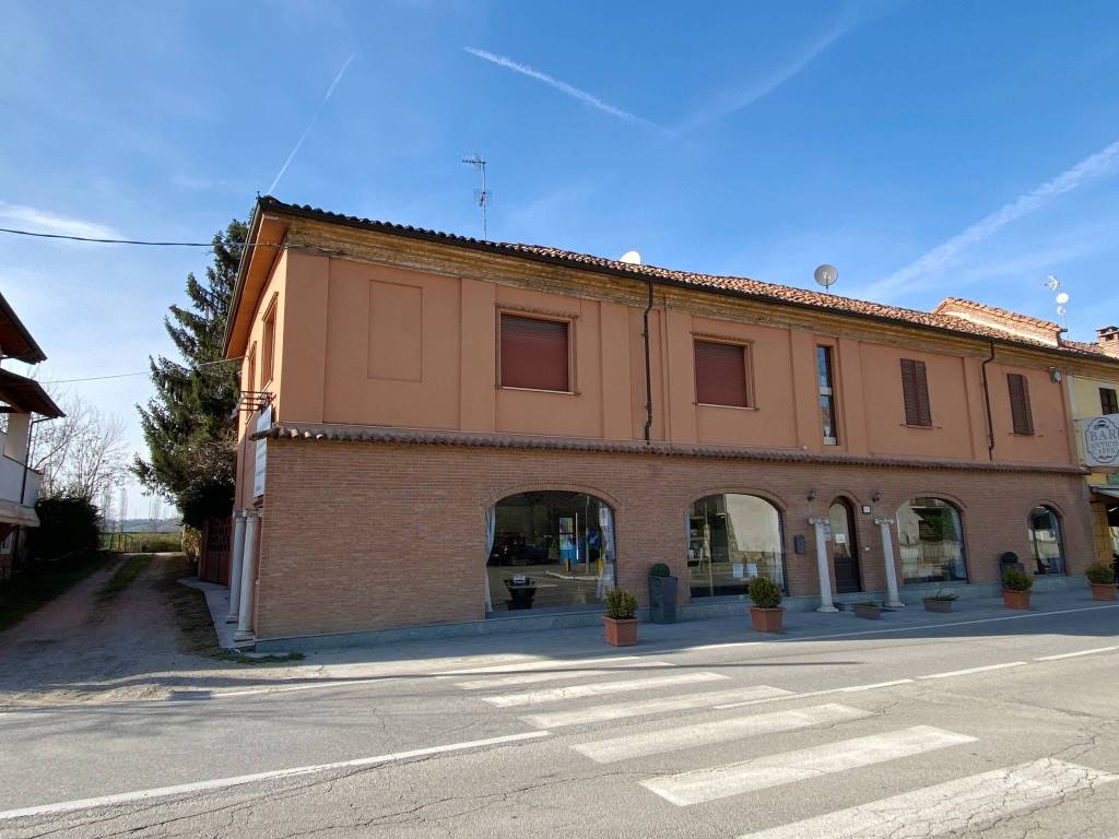 Immobile a Isola d'asti in Corso Giovanni Battista Volpini, 96 - Foto 2