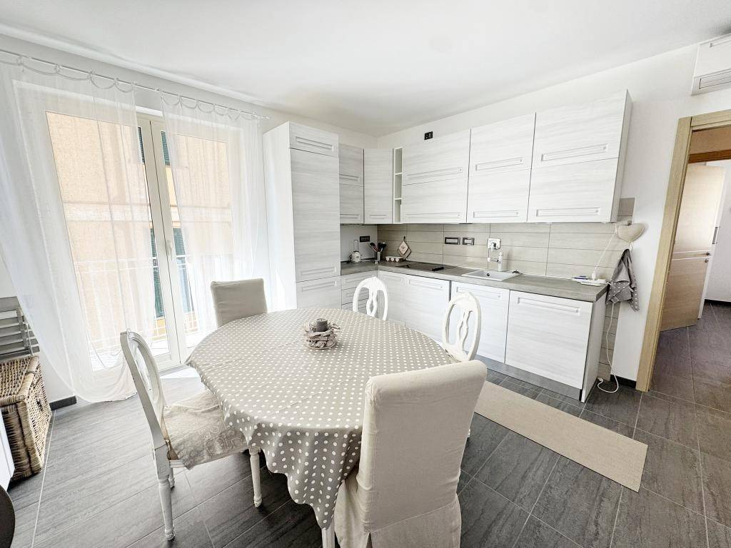 Appartamento a Alassio in Via Paolo Ferreri - Foto 5