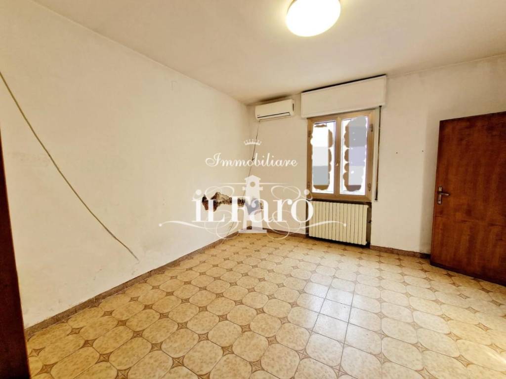 Casa indipendente a Prato in P.za della Vittoria, , 8 - Foto 5