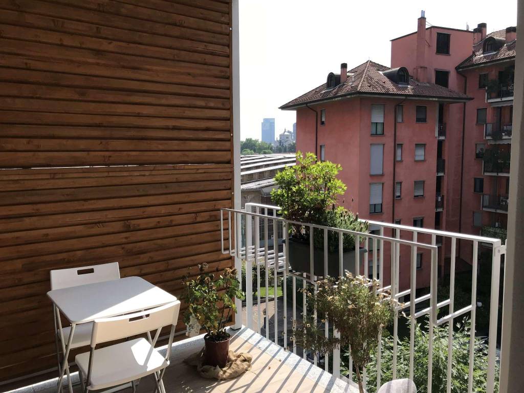 Appartamento a Milano in via via monviso 32 - Foto 1