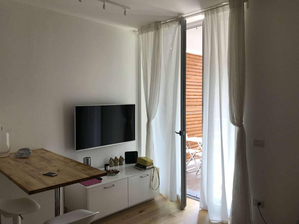 Appartamento a Milano in via via monviso 32 - Foto 2