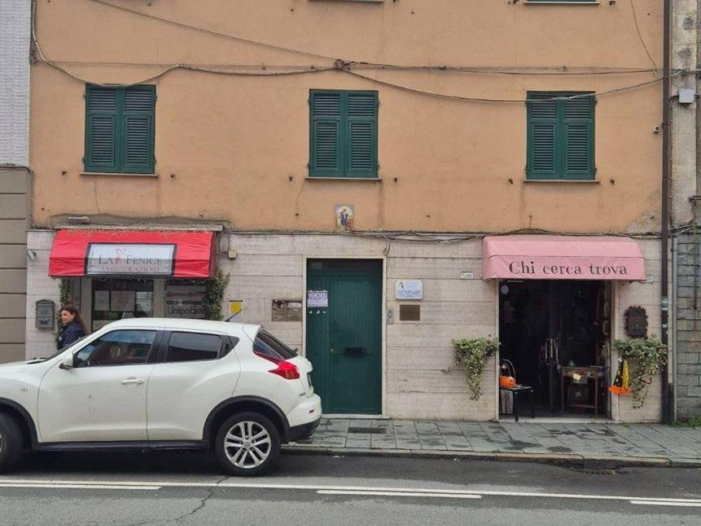 Appartamento a Busalla in Via Vittorio Veneto - Foto 2