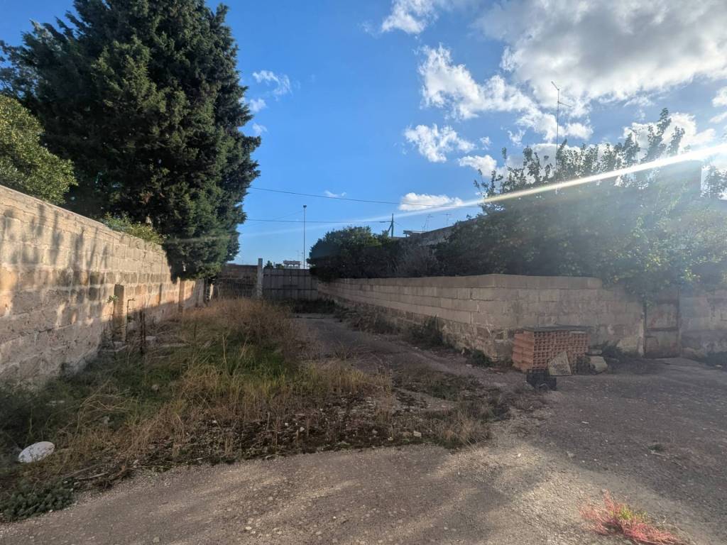 Terreno a Trepuzzi in Via Kennedy - Foto 4