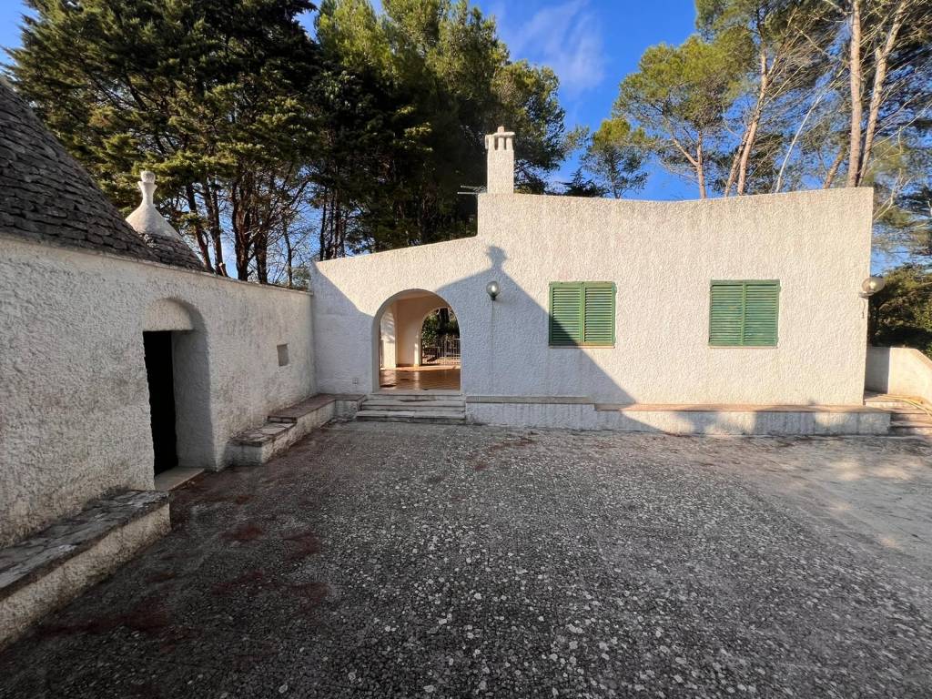 Villa a Ceglie messapica in contrada Ulmo - Foto 3