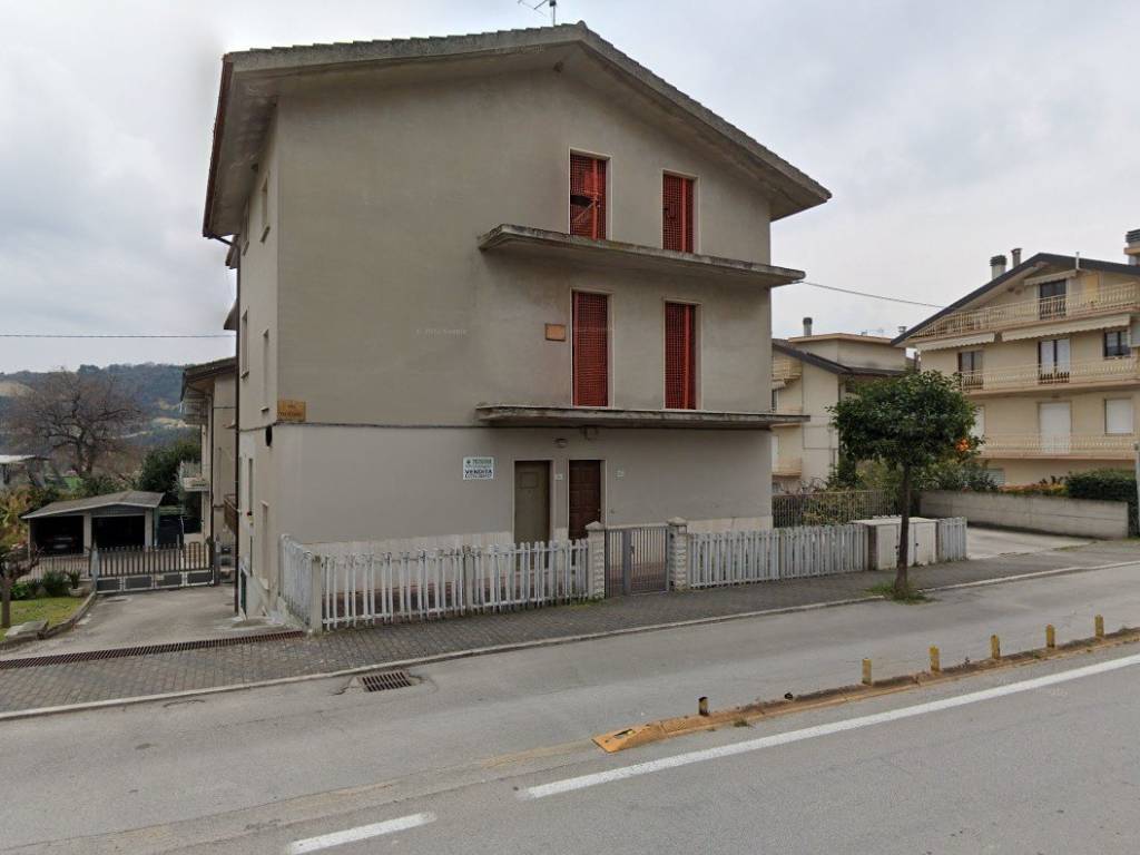 Palazzo / stabile a Grottammare - Foto 2