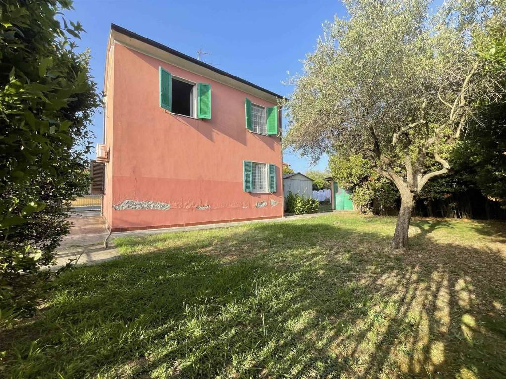 Casa indipendente a Castelnuovo magra - Foto 2