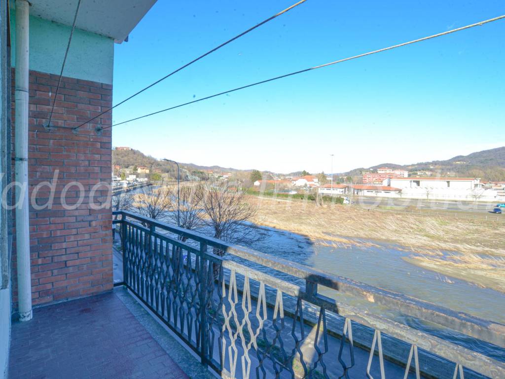 Appartamento a Cairo montenotte in Corso Dante, 23 - Foto 2