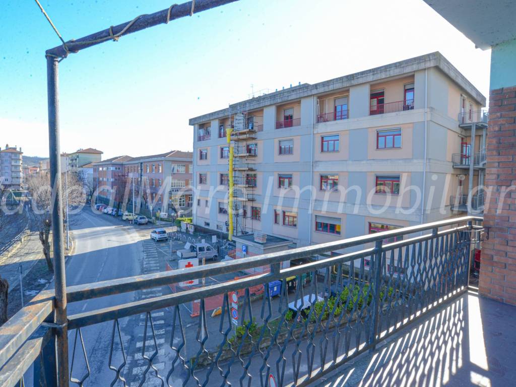 Appartamento a Cairo montenotte in Corso Dante, 23 - Foto 3
