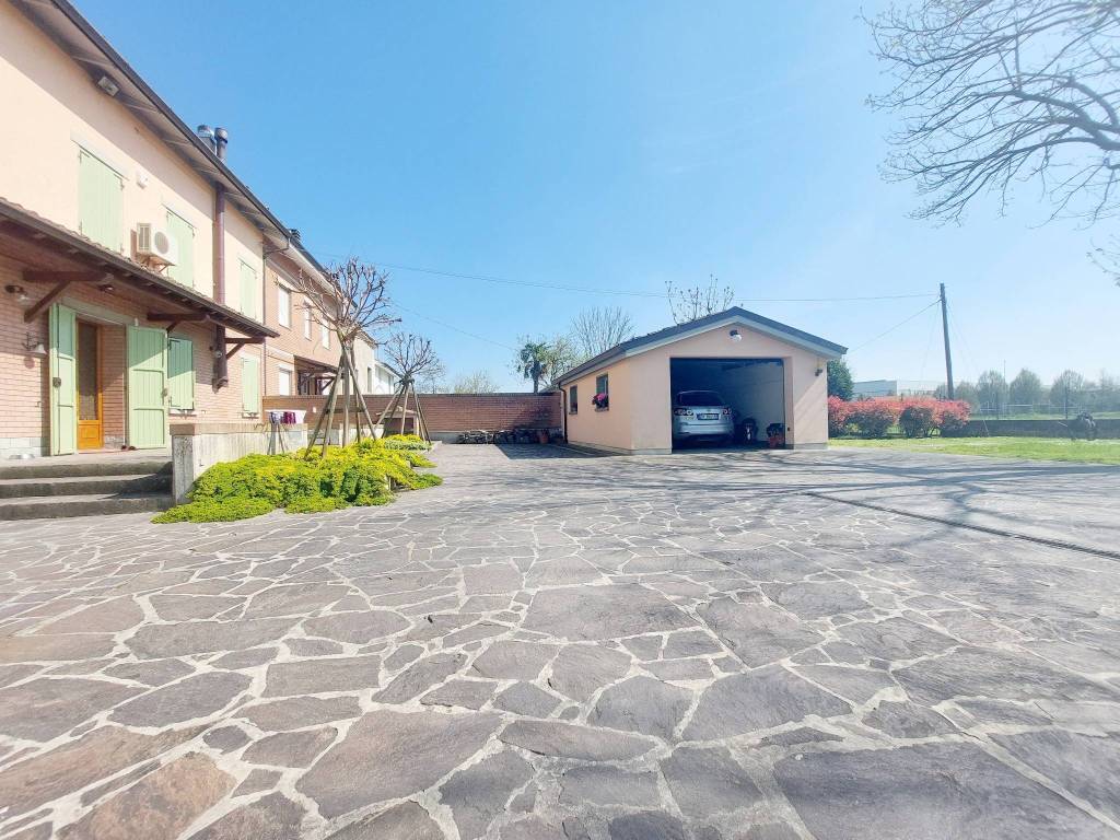 Rustico / casale a Guastalla in Via Roncaglio Superiore - Foto 5