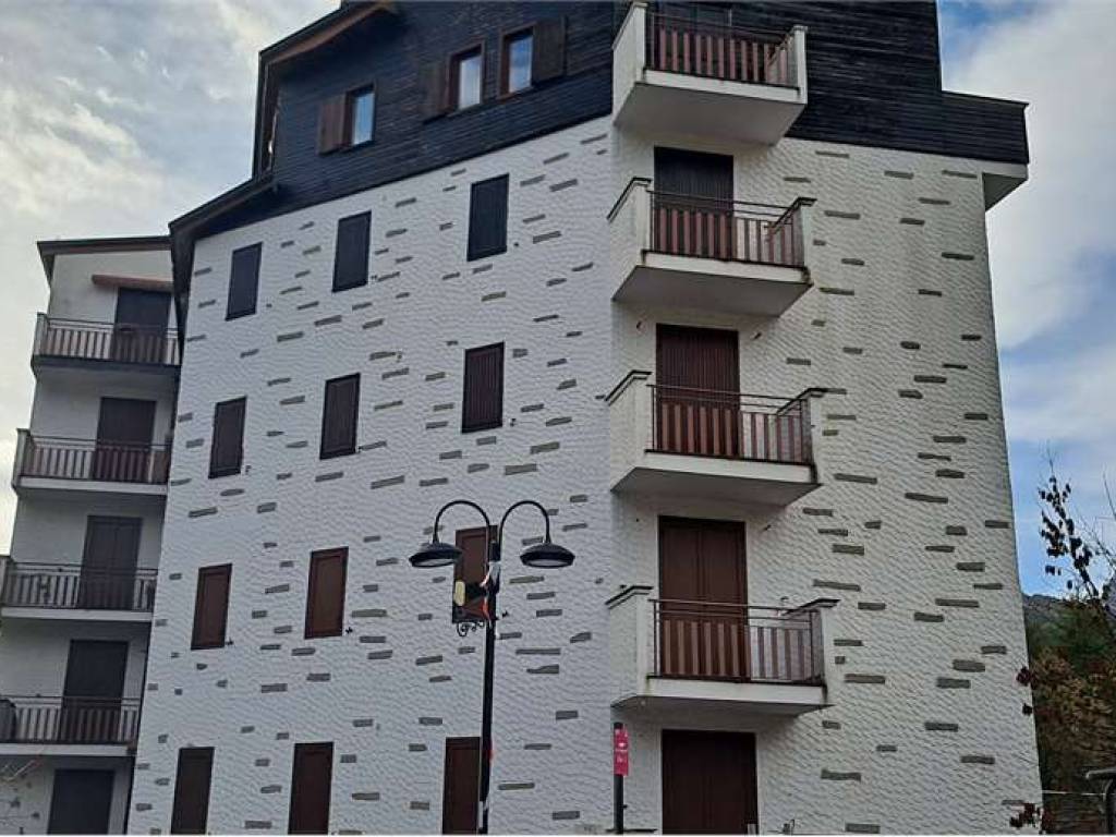 Appartamento a Bardonecchia in via Medail, 12 - Foto 3