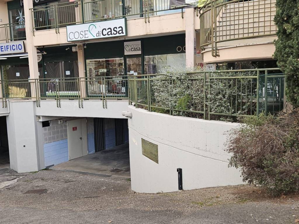 Box / garage a Latina in Largo Marcantonio Cesti - Foto 4