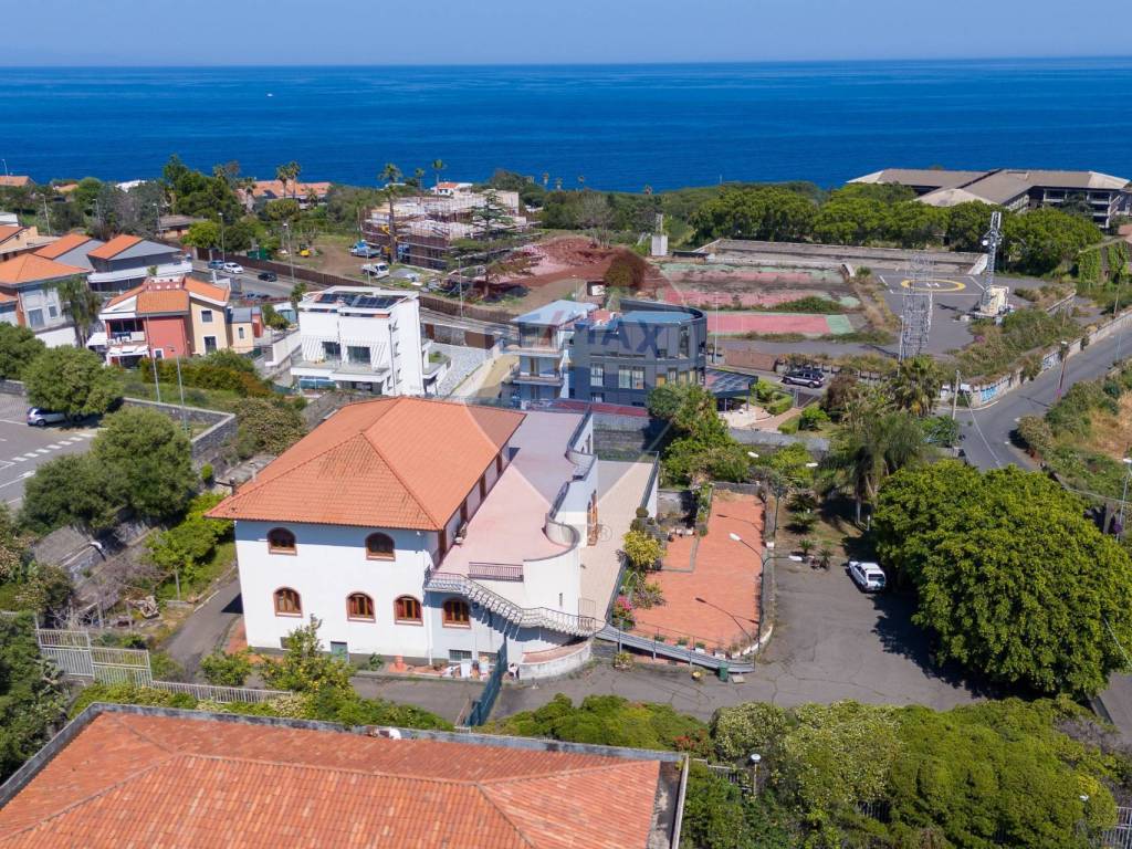 Villa a Acireale in Via Gurne, 5 - Foto 3