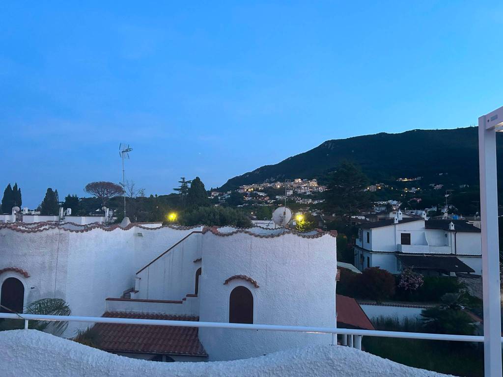 Villa a San felice circeo in Piazza John Fitzgerald Kennedy - Foto 4
