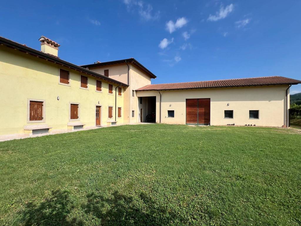 Villa a Verona in Via Valpantena - Foto 5