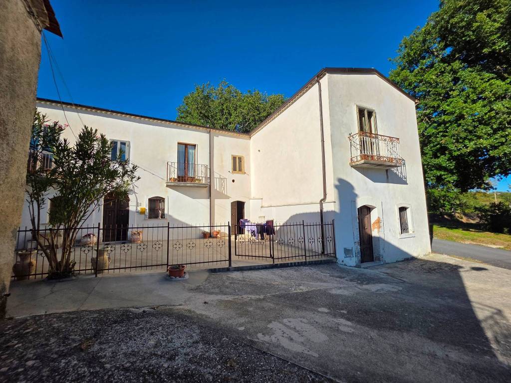 Rustico / casale a Macchiagodena in Via Collesorbo - Foto 2