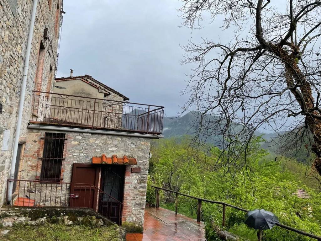 Rustico / casale a Borgo a mozzano in Dezza No Number - Foto 3