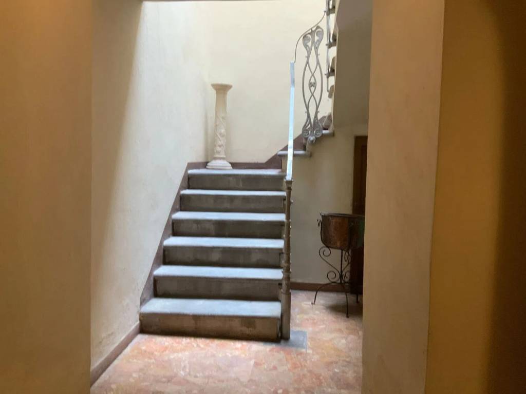 Palazzo / stabile a Borgo a mozzano in Umberto Primo No Number - Foto 3