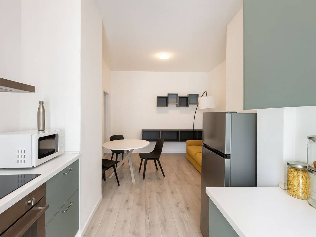 Appartamento a Arona in Via Giovanni Carosio - Foto 4