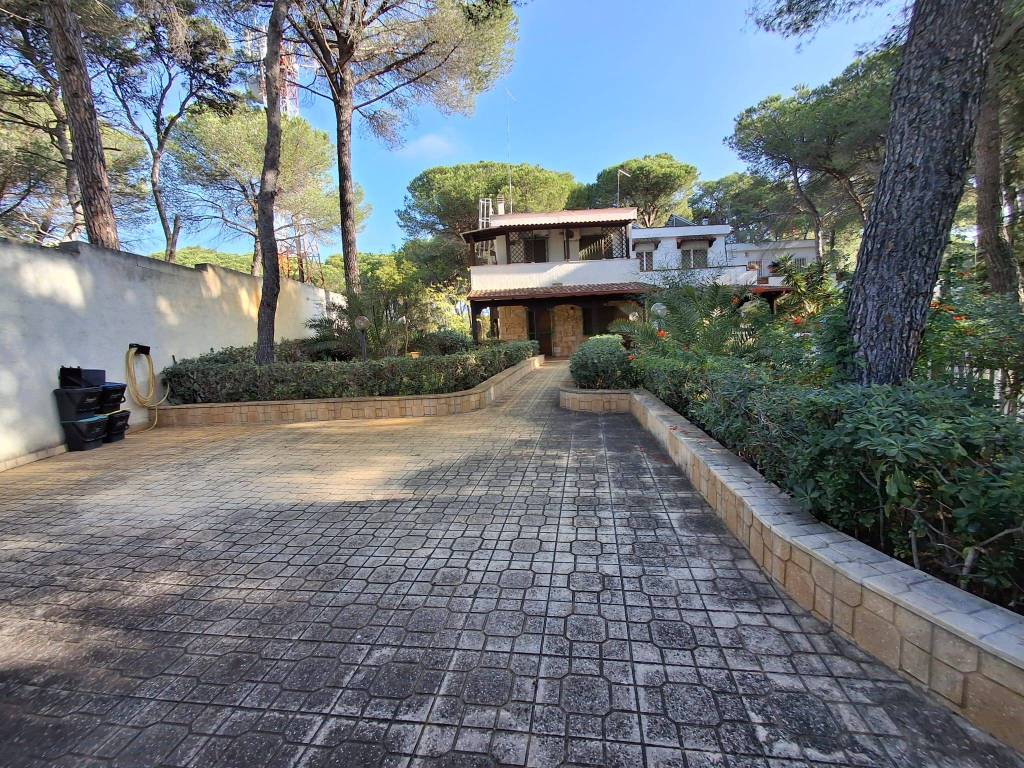 Villa a Castellaneta in Via Walter Schirra, 38 - Foto 2