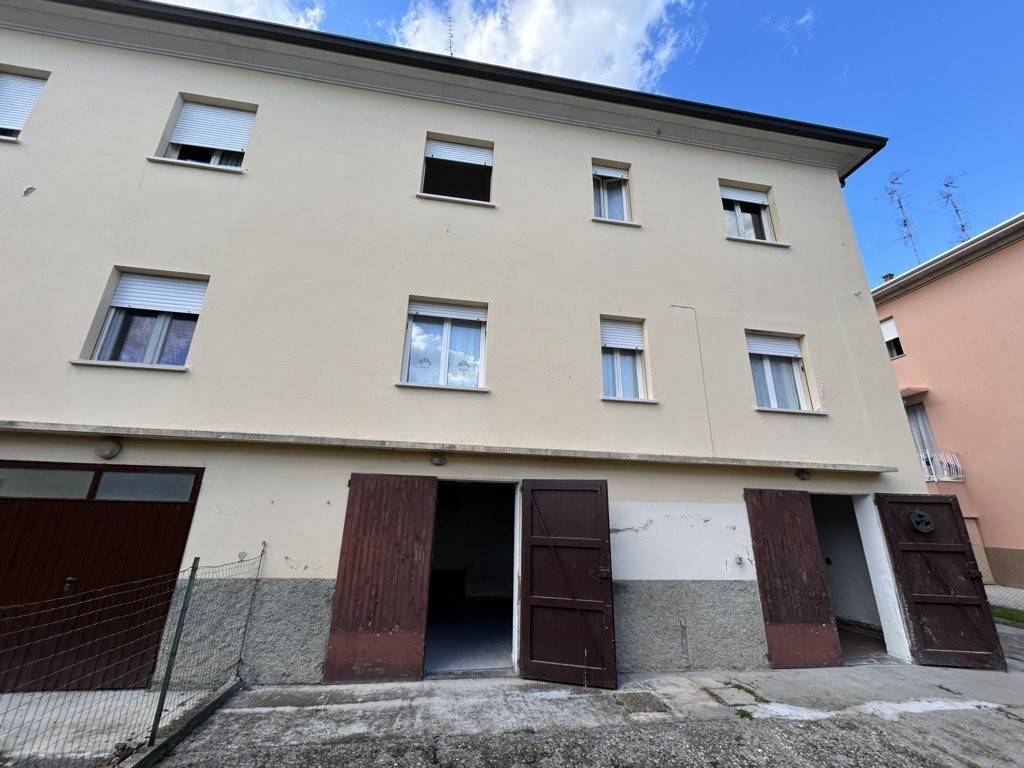 Villa a Imola in Via Vincenzo Cattani - Foto 3