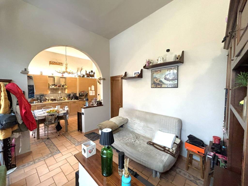 Casa indipendente a Pistoia in Via Monfalcone, 48 - Foto 2