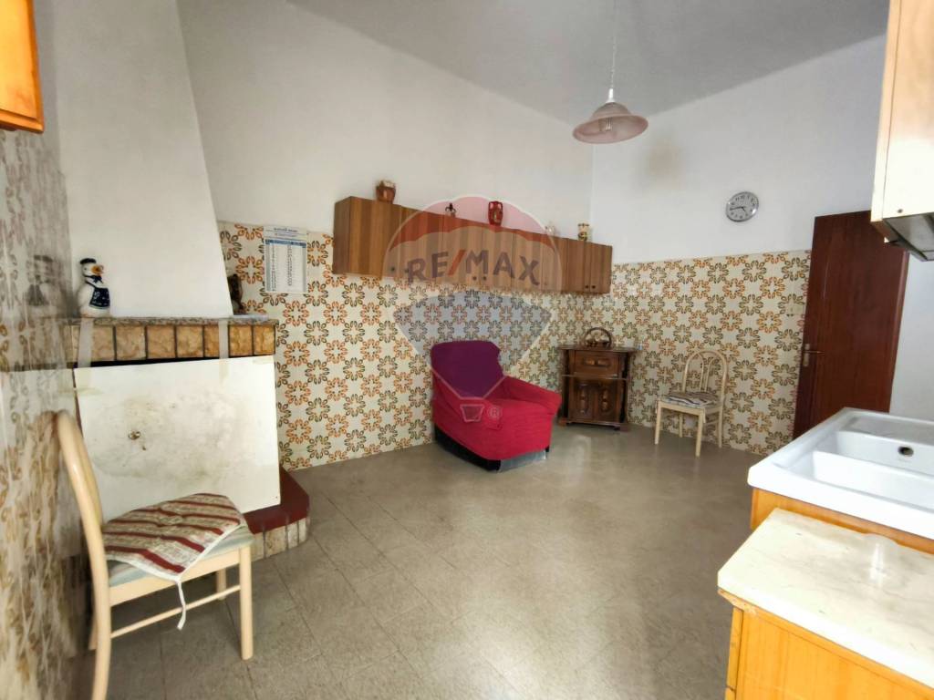 Casa indipendente a Carovigno in Via Alfredo Catalani - Foto 3