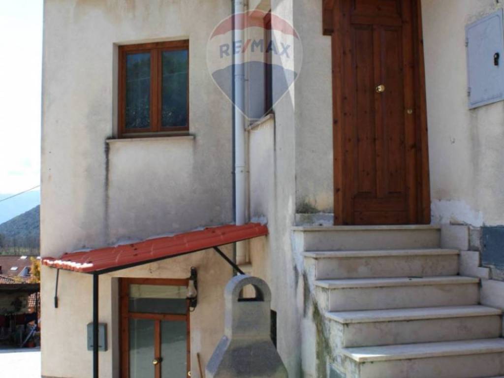 Casa indipendente a Colli a volturno in Via Vico San Lorenzo, 1 - Foto 2