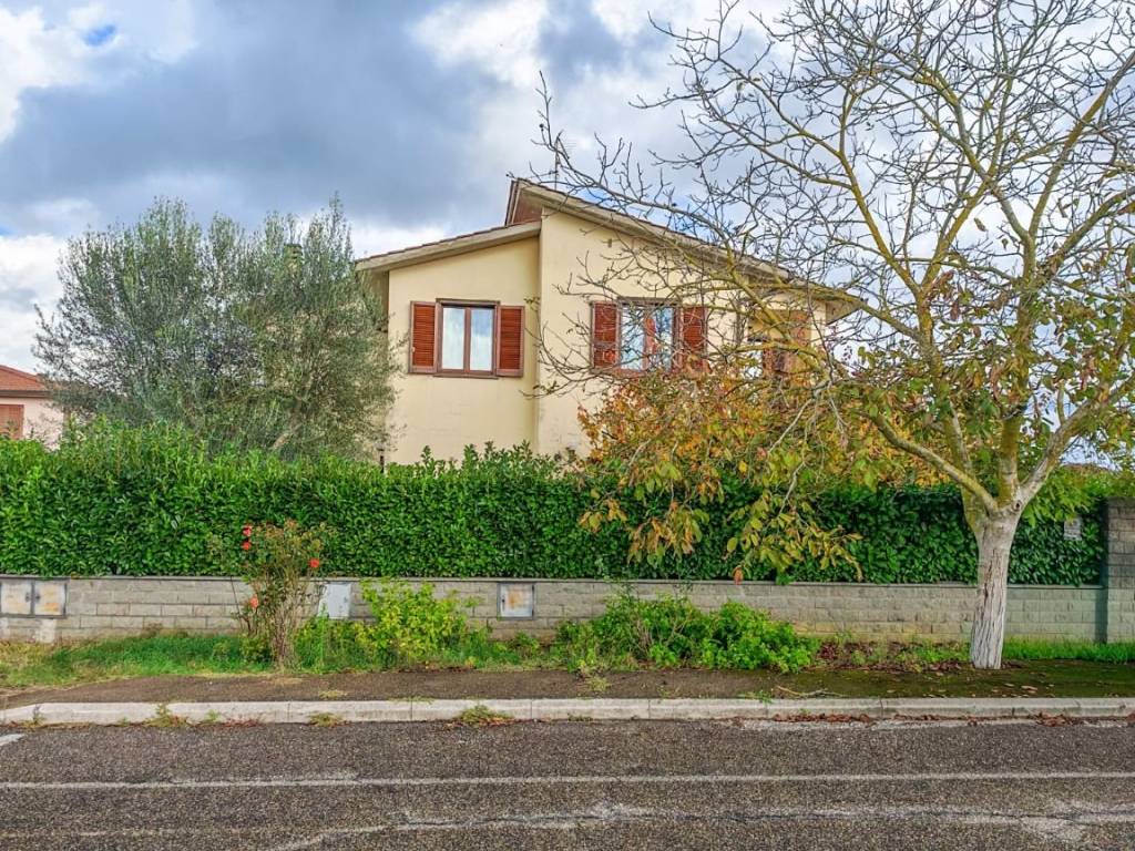 Villa a Capodimonte in Via delle Meste, 3 - Foto 2