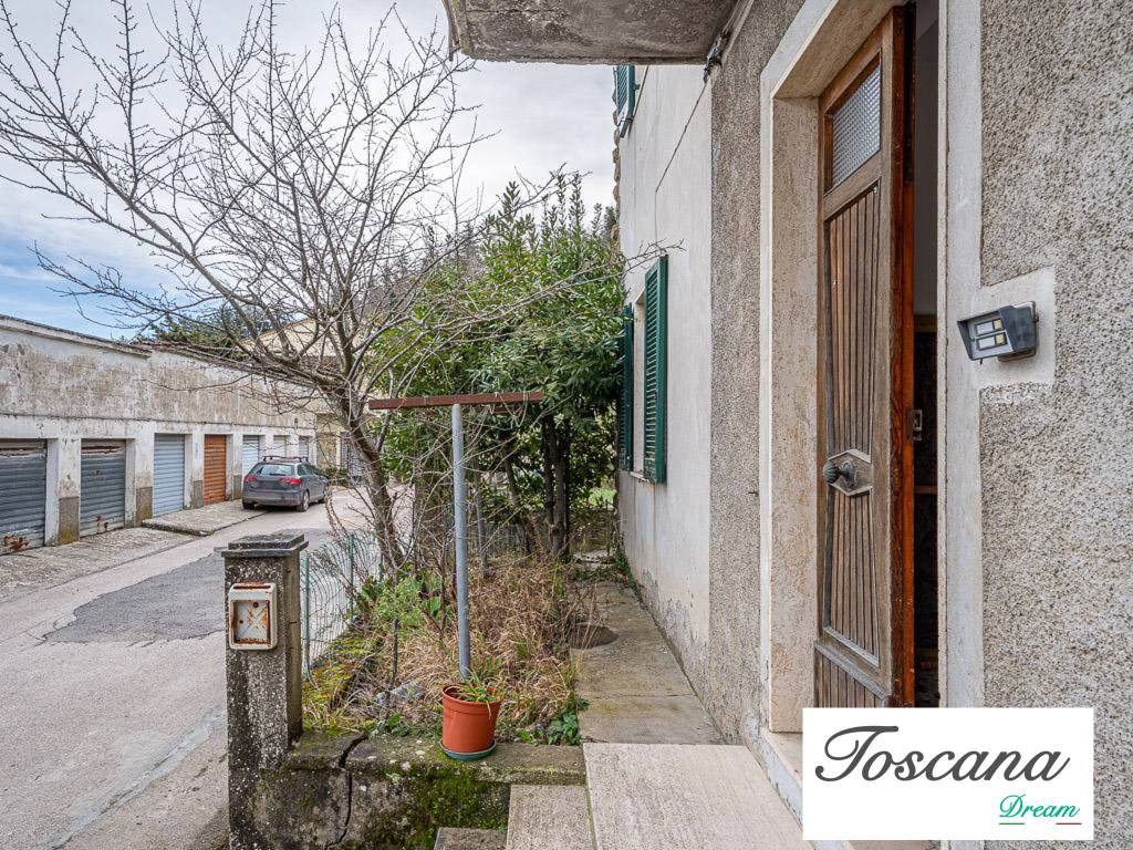 Appartamento a Castelnuovo di val di cecina in Via Renato Fucini, 1 - Foto 5