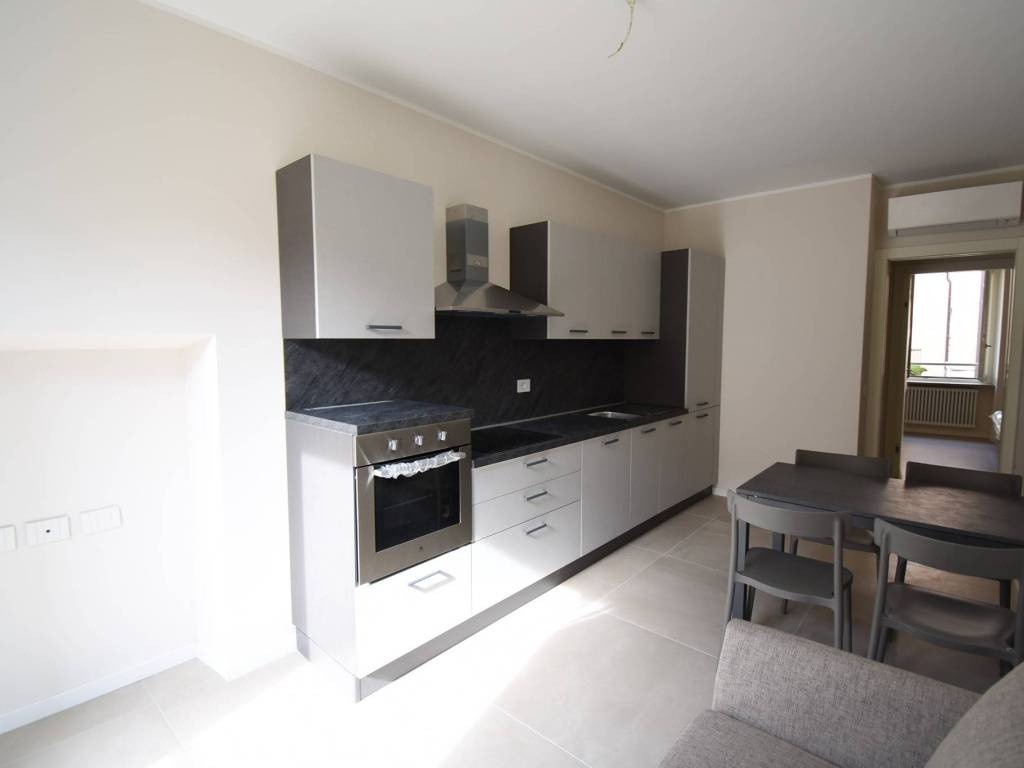 Appartamento a Merate in Via Berta Quinta - Foto 2