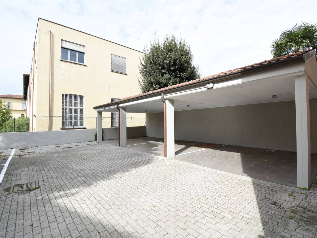 Appartamento a Merate in Via Berta Quinta - Foto 3