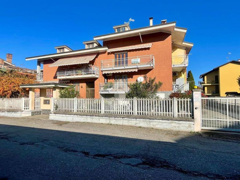 Appartamento a Crescentino in Viale ix martiri, 1 - Foto 2