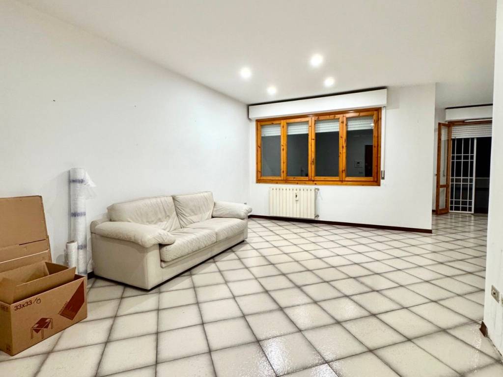 Appartamento a Prato in Via del Cittadino - Foto 2